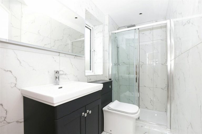 44a William Street Master En-Suite